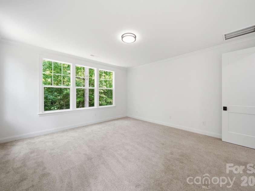 4024 Red Hill Way, Denver, NC 28037.  MLS# CAR4394817, YatesRealty ID 36435. Primary Bedroom
