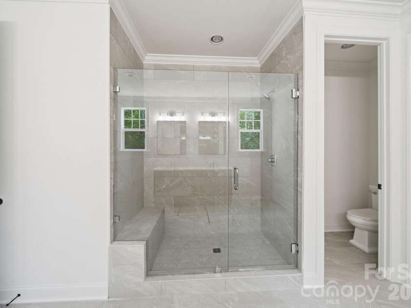 4024 Red Hill Way, Denver, NC 28037.  MLS# CAR4394817, YatesRealty ID 36435. Primary Oversized Shower