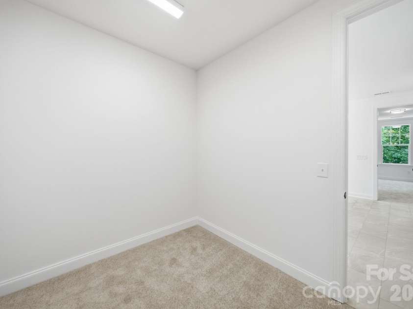 4024 Red Hill Way, Denver, NC 28037.  MLS# CAR4394817, YatesRealty ID 36435. Walk in Closet