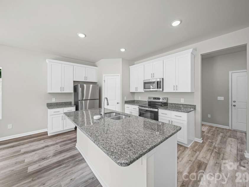 115 Shady Cove Road, Troutman, NC 28166.  MLS# CAR4394821, YatesRealty ID 36436. Kitchen
