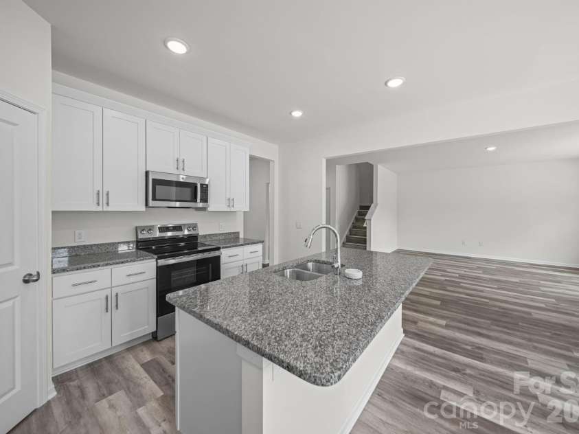 115 Shady Cove Road, Troutman, NC 28166.  MLS# CAR4394821, YatesRealty ID 36436. Kitchen