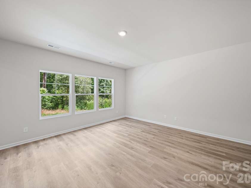 1412 Hubbard Terrace, Shelby, NC 28152.  MLS# CAR4395933, YatesRealty ID 36437. Great Room