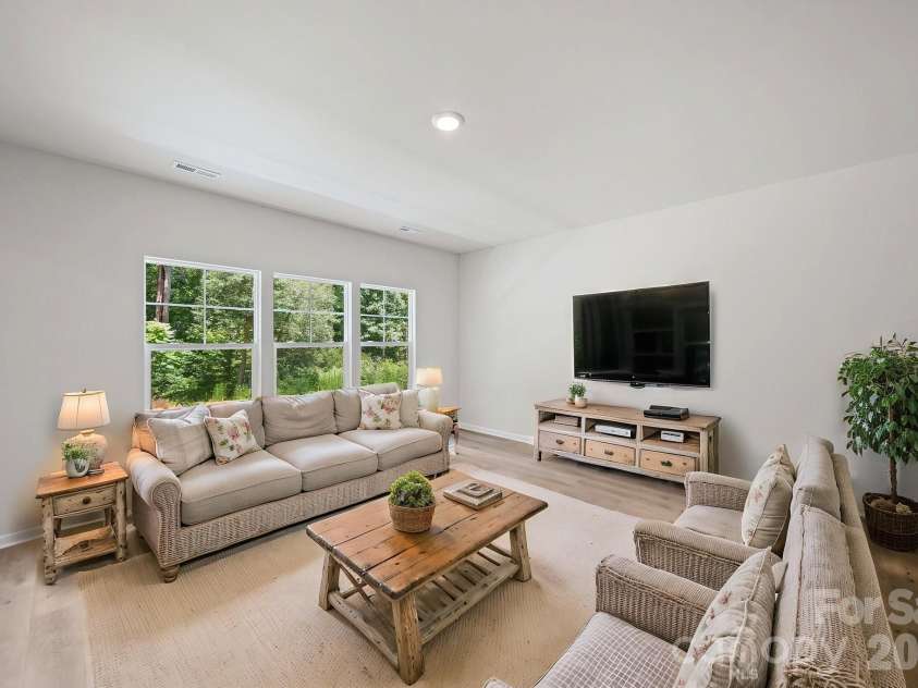 1412 Hubbard Terrace, Shelby, NC 28152.  MLS# CAR4395933, YatesRealty ID 36437. Great Room - Virtually Staged