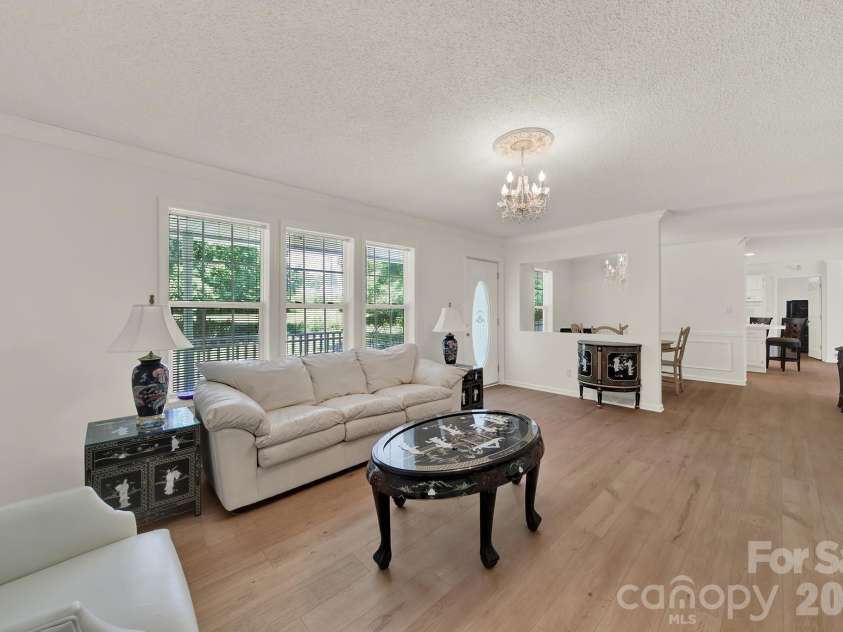 15715 Youngblood Road, Charlotte, NC 28278.  MLS# CAR4392461, YatesRealty ID 36440. 