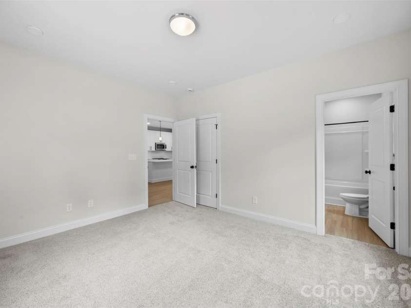 404 Brice Street, Kings Mountain, NC 28086.  MLS# CAR4387371, YatesRealty ID 36441. 