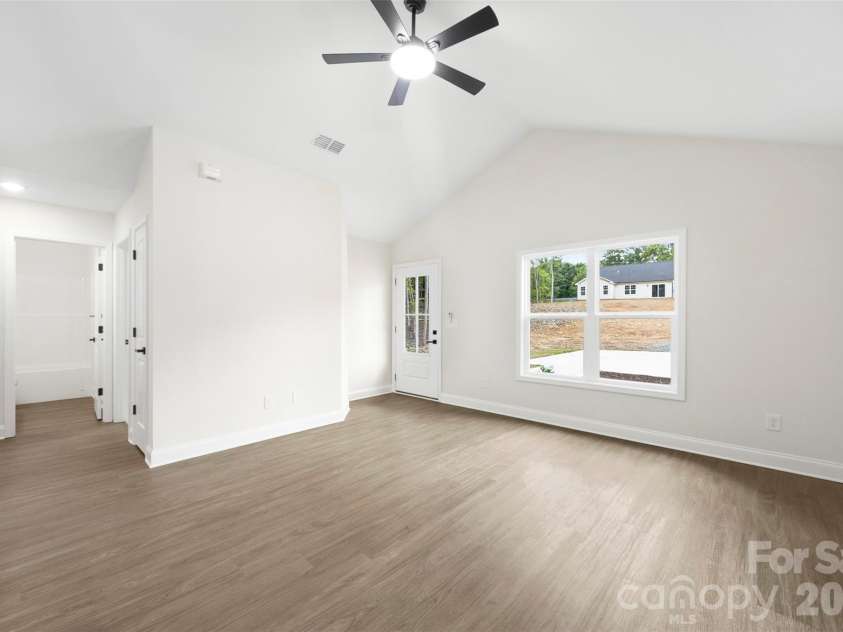 202 Knollwood Circle, Albemarle, NC 28001.  MLS# CAR4396835, YatesRealty ID 36442. 