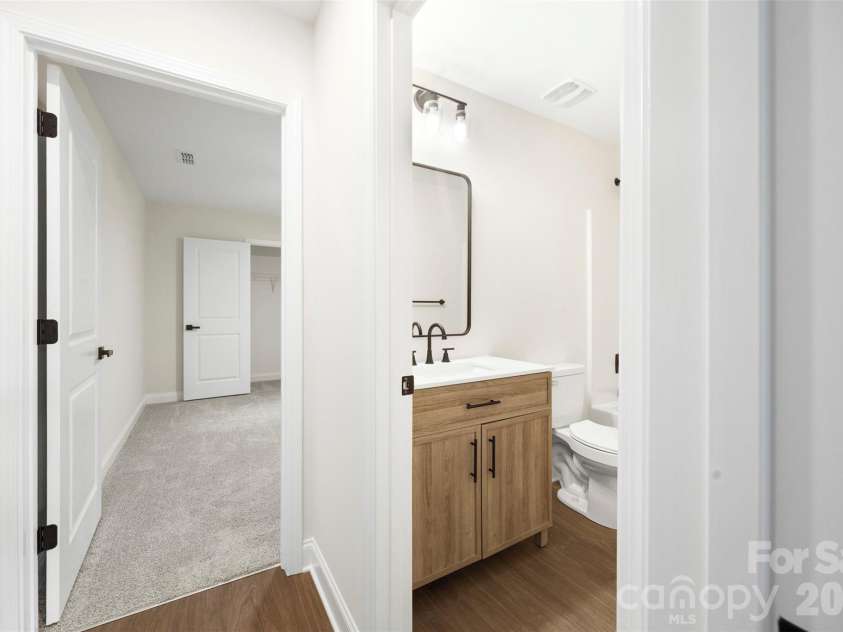 202 Knollwood Circle, Albemarle, NC 28001.  MLS# CAR4396835, YatesRealty ID 36442. 