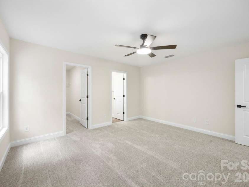 202 Knollwood Circle, Albemarle, NC 28001.  MLS# CAR4396835, YatesRealty ID 36442. 