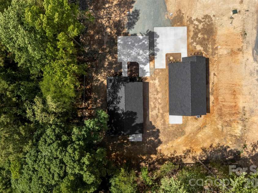 202 Knollwood Circle, Albemarle, NC 28001.  MLS# CAR4396835, YatesRealty ID 36442. 
