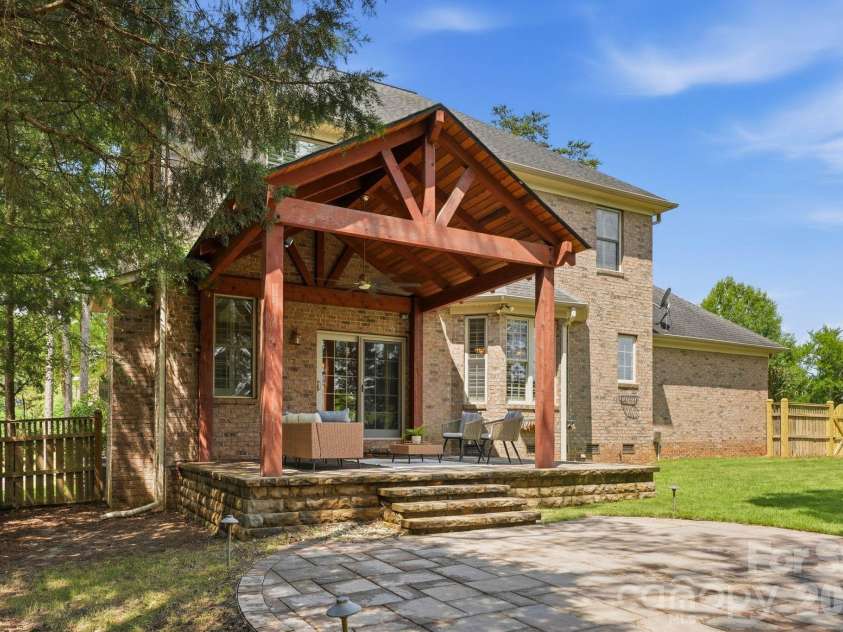 12308 Headquarters Farm Road, Charlotte, NC 28262.  MLS# CAR4399345, YatesRealty ID 36443. 