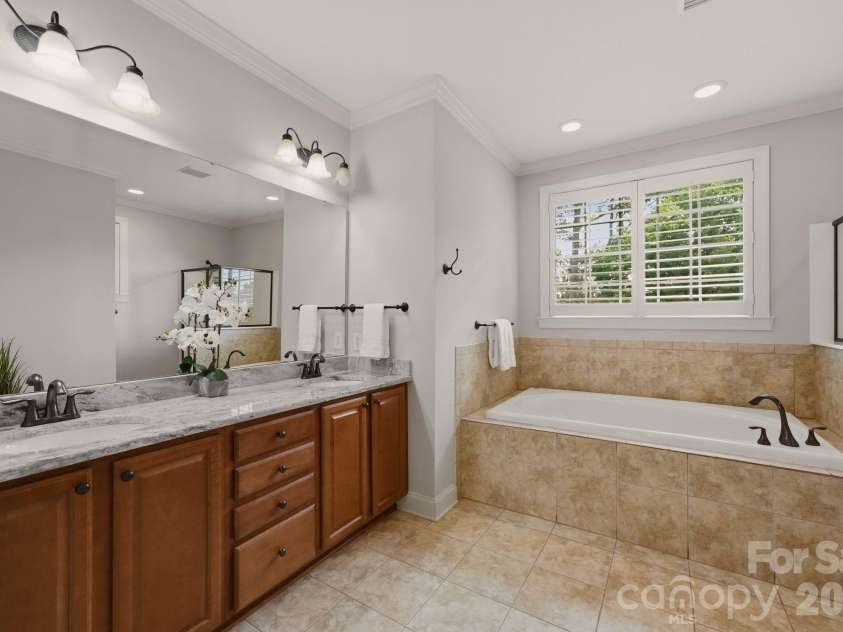 12308 Headquarters Farm Road, Charlotte, NC 28262.  MLS# CAR4399345, YatesRealty ID 36443. 