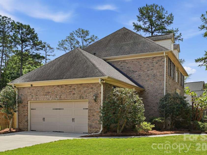 12308 Headquarters Farm Road, Charlotte, NC 28262.  MLS# CAR4399345, YatesRealty ID 36443. 