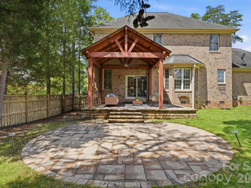 12308 Headquarters Farm Road, Charlotte, NC 28262.  MLS# CAR4399345, YatesRealty ID 36443. 