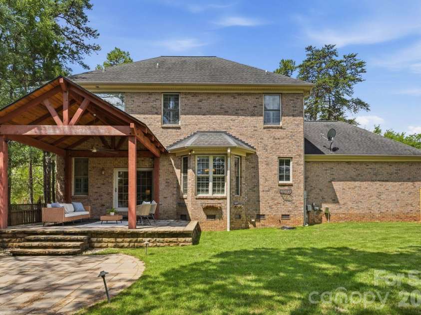 12308 Headquarters Farm Road, Charlotte, NC 28262.  MLS# CAR4399345, YatesRealty ID 36443. 