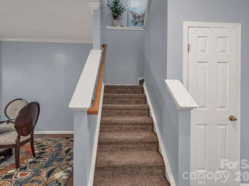 1802 Robinwood Village Drive, Gastonia, NC 28054.  MLS# CAR4382880, YatesRealty ID 36445. 