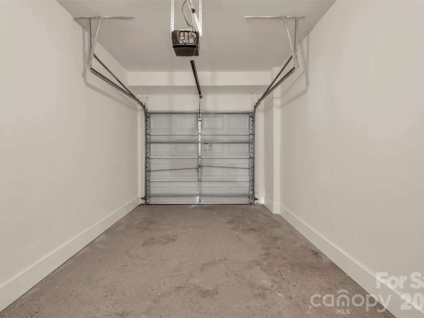 1802 Robinwood Village Drive, Gastonia, NC 28054.  MLS# CAR4382880, YatesRealty ID 36445. 