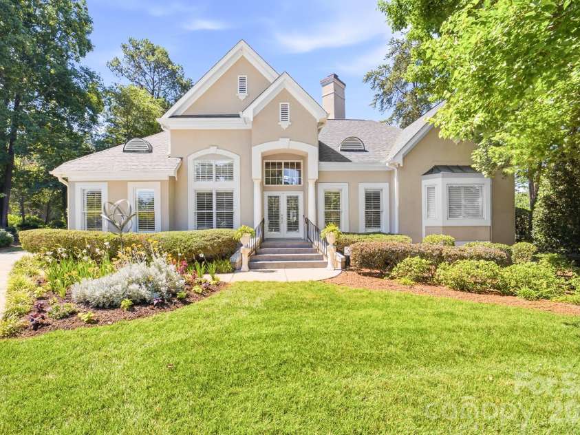 18330 Scotscraig Lane, Cornelius, NC 28031.  MLS# CAR4395358, YatesRealty ID 36447. 