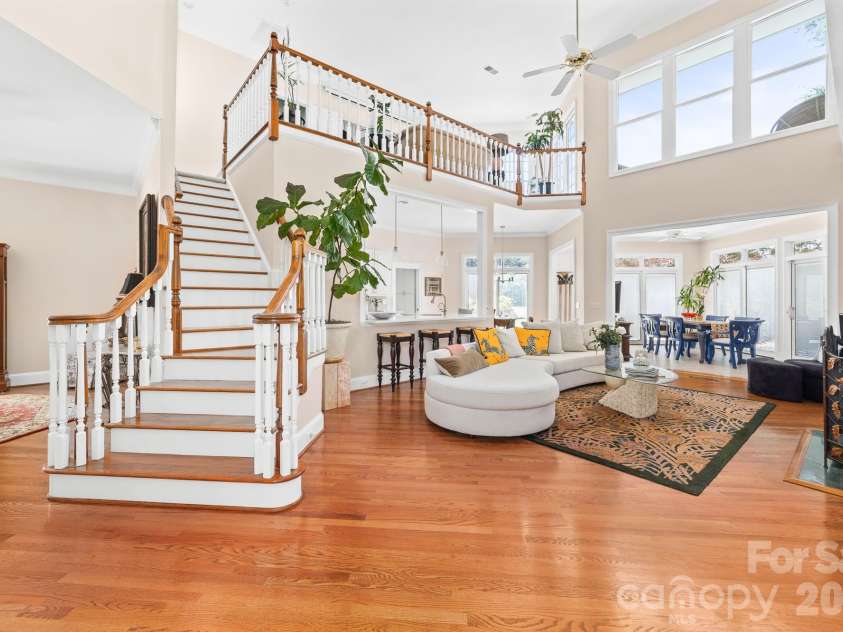 18330 Scotscraig Lane, Cornelius, NC 28031.  MLS# CAR4395358, YatesRealty ID 36447. 