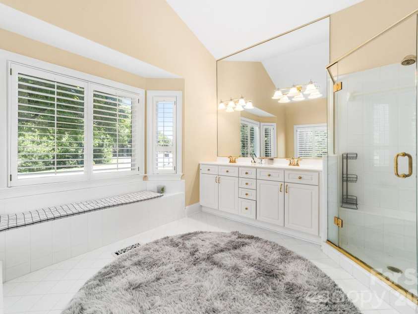 18330 Scotscraig Lane, Cornelius, NC 28031.  MLS# CAR4395358, YatesRealty ID 36447. 