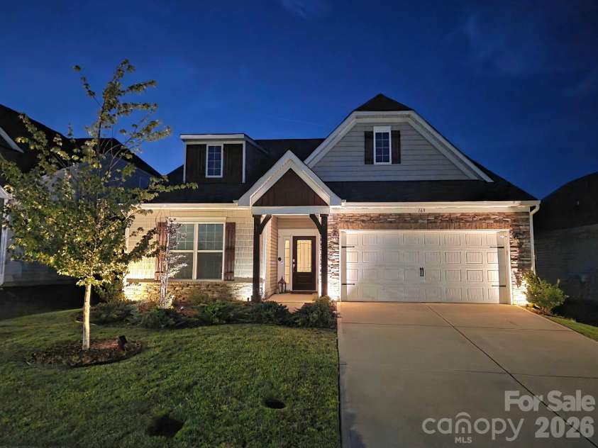 163 Abersham Drive, Mooresville, NC 28115.  MLS# CAR4400365, YatesRealty ID 36448. 
