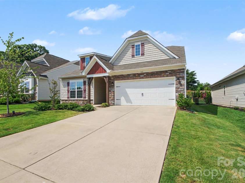 163 Abersham Drive, Mooresville, NC 28115.  MLS# CAR4400365, YatesRealty ID 36448. 