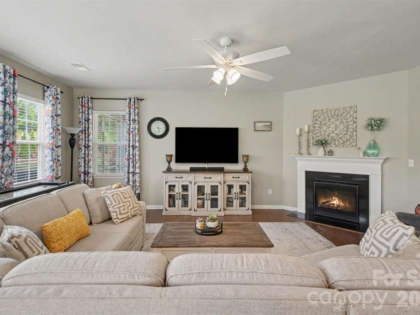 163 Abersham Drive, Mooresville, NC 28115.  MLS# CAR4400365, YatesRealty ID 36448. 