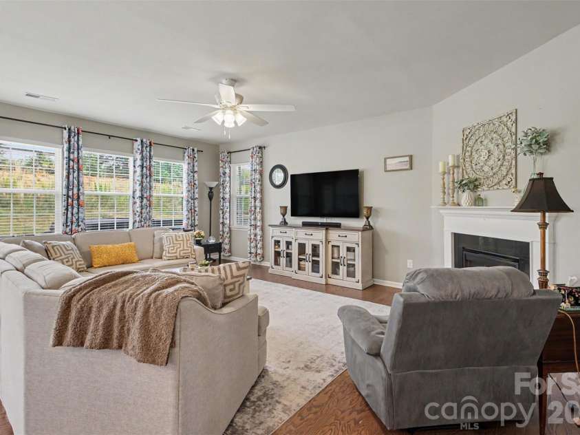 163 Abersham Drive, Mooresville, NC 28115.  MLS# CAR4400365, YatesRealty ID 36448. 