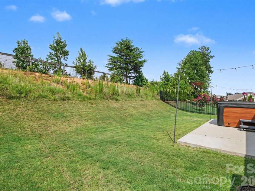 163 Abersham Drive, Mooresville, NC 28115.  MLS# CAR4400365, YatesRealty ID 36448. 