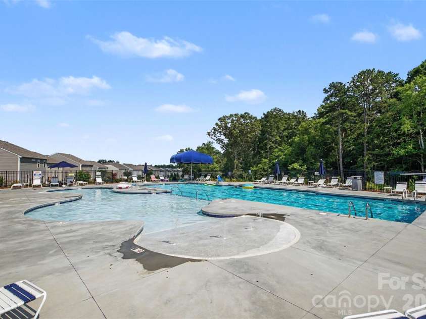 163 Abersham Drive, Mooresville, NC 28115.  MLS# CAR4400365, YatesRealty ID 36448. 
