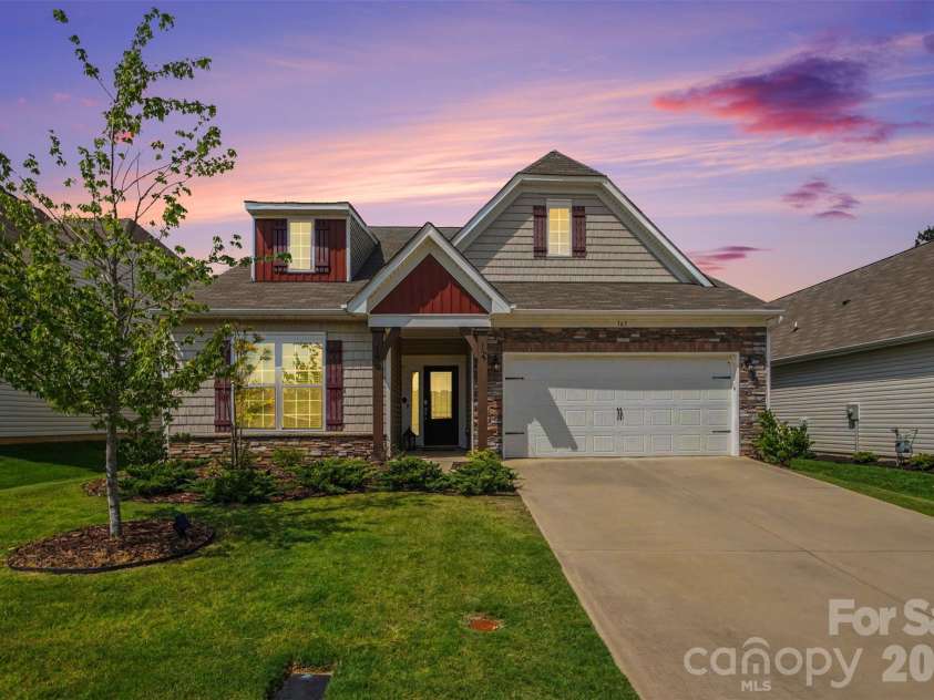 163 Abersham Drive, Mooresville, NC 28115.  MLS# CAR4434581, YatesRealty ID 36448. 