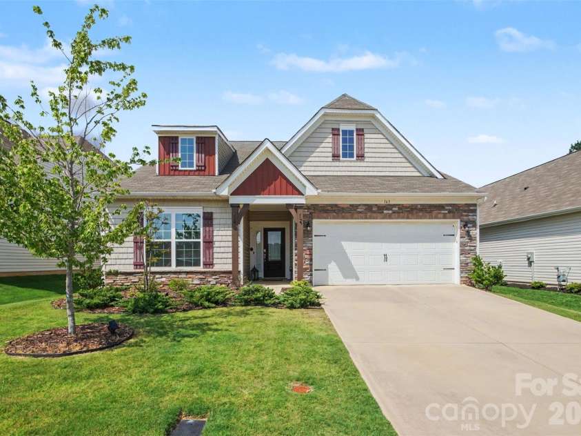 163 Abersham Drive, Mooresville, NC 28115.  MLS# CAR4434581, YatesRealty ID 36448. 