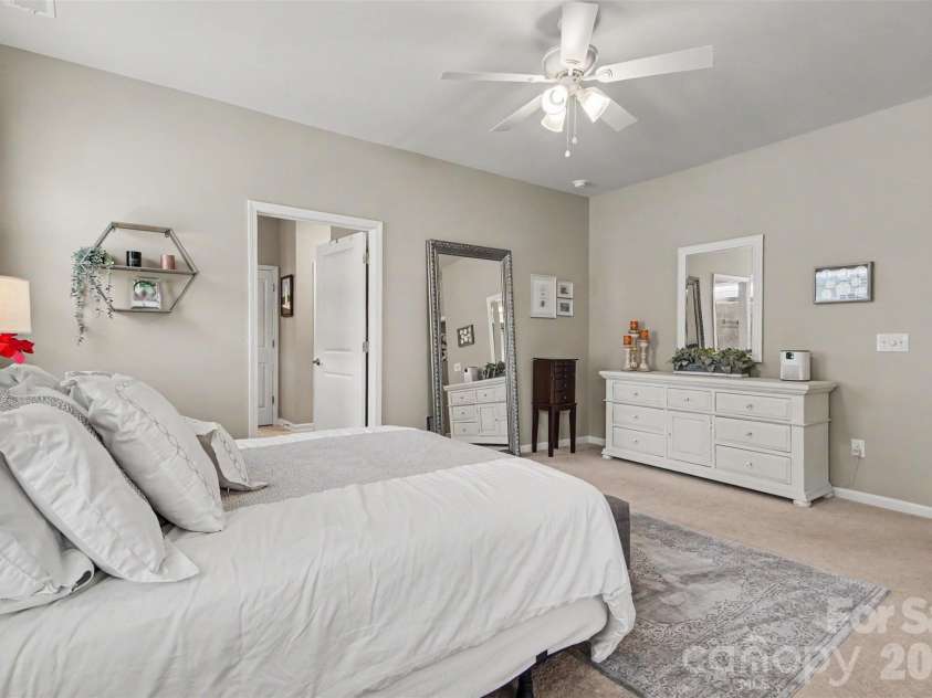 163 Abersham Drive, Mooresville, NC 28115.  MLS# CAR4434581, YatesRealty ID 36448. 