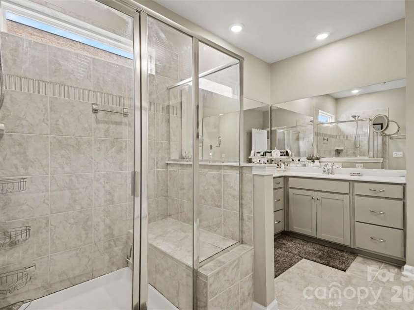 163 Abersham Drive, Mooresville, NC 28115.  MLS# CAR4434581, YatesRealty ID 36448. 