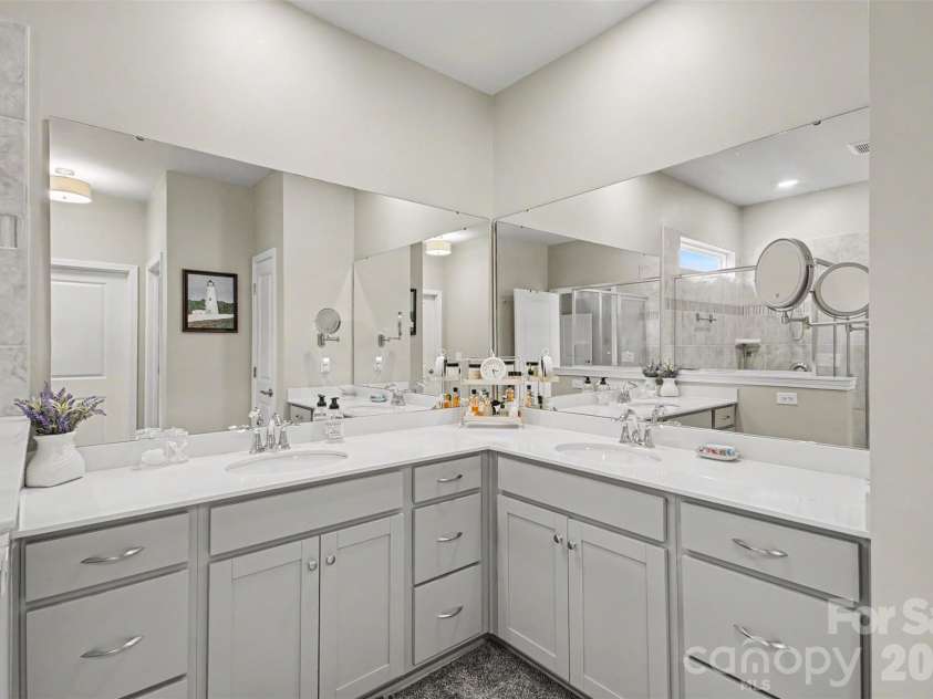 163 Abersham Drive, Mooresville, NC 28115.  MLS# CAR4434581, YatesRealty ID 36448. 