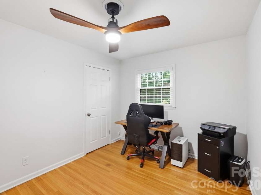 4515 Easthaven Drive, Charlotte, NC 28212.  MLS# CAR4400459, YatesRealty ID 36449. Bedroom 2