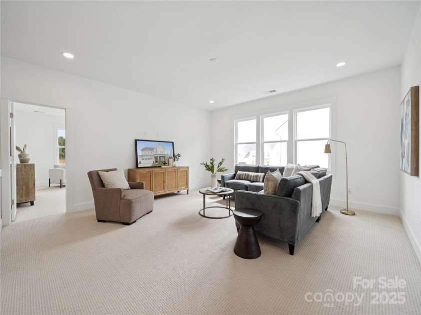 5311 Vernon Ridge Road, Huntersville, NC 28078.  MLS# CAR4318292, YatesRealty ID 3645. Picture is representative