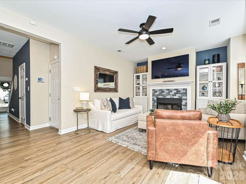 18306 Taffrail Way, Cornelius, NC 28031.  MLS# CAR4400670, YatesRealty ID 36450. 