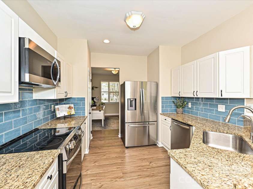 18306 Taffrail Way, Cornelius, NC 28031.  MLS# CAR4400670, YatesRealty ID 36450. 
