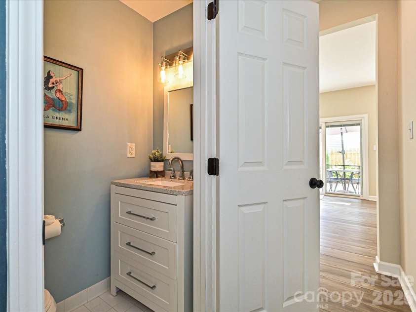 18306 Taffrail Way, Cornelius, NC 28031.  MLS# CAR4400670, YatesRealty ID 36450. 
