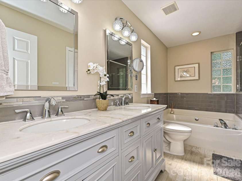 18306 Taffrail Way, Cornelius, NC 28031.  MLS# CAR4400670, YatesRealty ID 36450. 