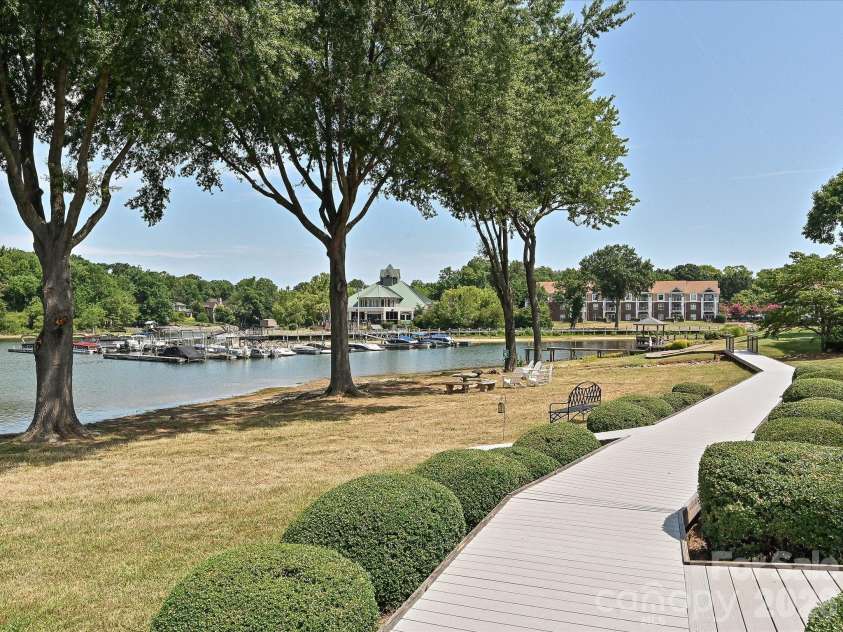 18306 Taffrail Way, Cornelius, NC 28031.  MLS# CAR4400670, YatesRealty ID 36450. 