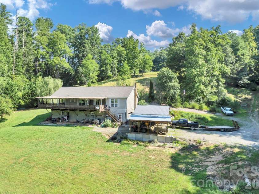 284 Paul Gosnell Road, Marshall, NC 28753.  MLS# CAR4400668, YatesRealty ID 36452. 