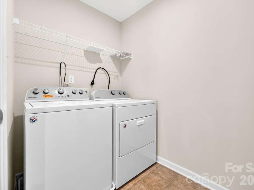 13505 Browhill Lane, Charlotte, NC 28278.  MLS# CAR4399701, YatesRealty ID 36453. 