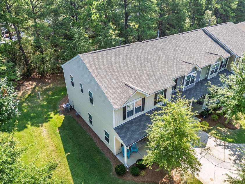 13505 Browhill Lane, Charlotte, NC 28278.  MLS# CAR4399701, YatesRealty ID 36453. 