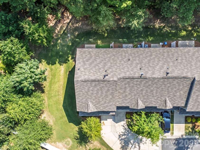 13505 Browhill Lane, Charlotte, NC 28278.  MLS# CAR4399701, YatesRealty ID 36453. 