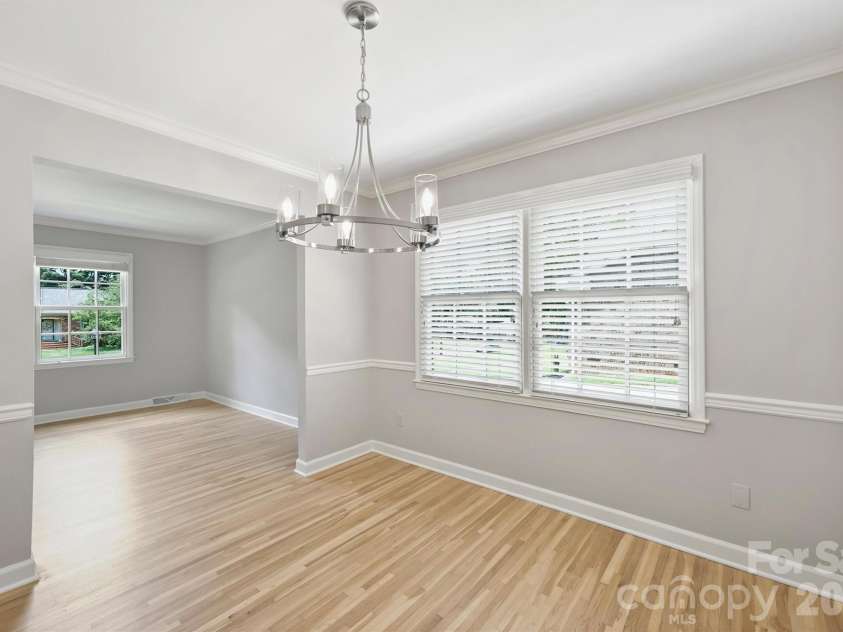 4307 Glenfall Avenue, Charlotte, NC 28210.  MLS# CAR4399697, YatesRealty ID 36454. 