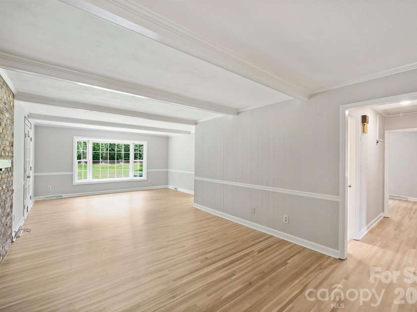 4307 Glenfall Avenue, Charlotte, NC 28210.  MLS# CAR4399697, YatesRealty ID 36454. 