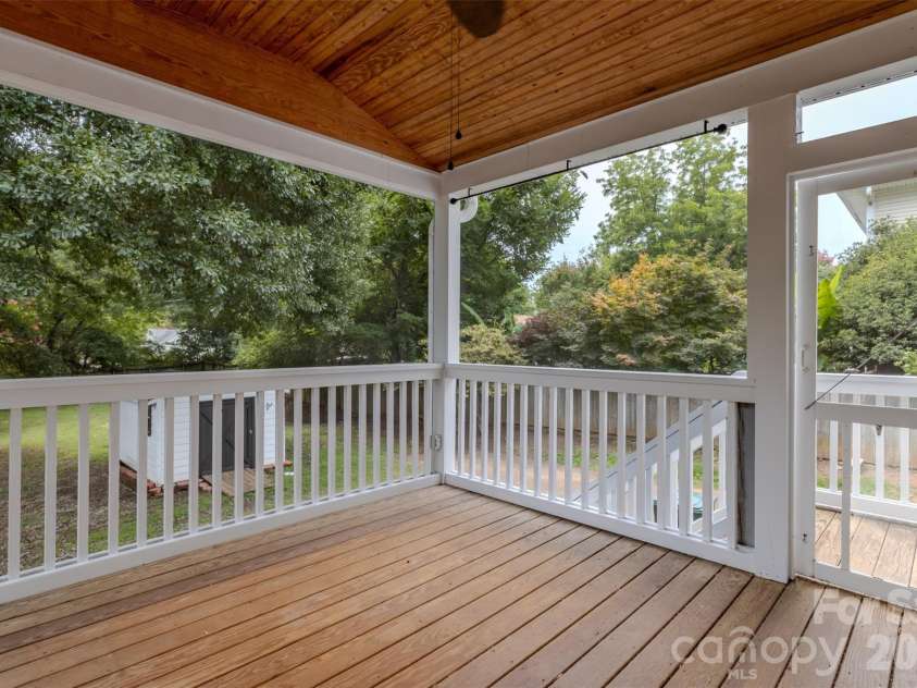 1310 York Road, Gastonia, NC 28052.  MLS# CAR4398155, YatesRealty ID 36455. 
