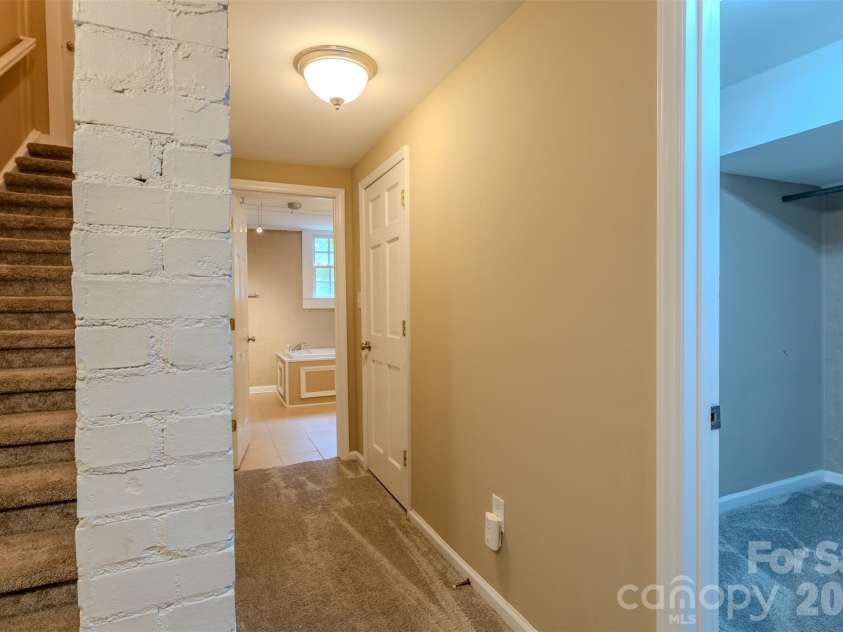 1310 York Road, Gastonia, NC 28052.  MLS# CAR4398155, YatesRealty ID 36455. 