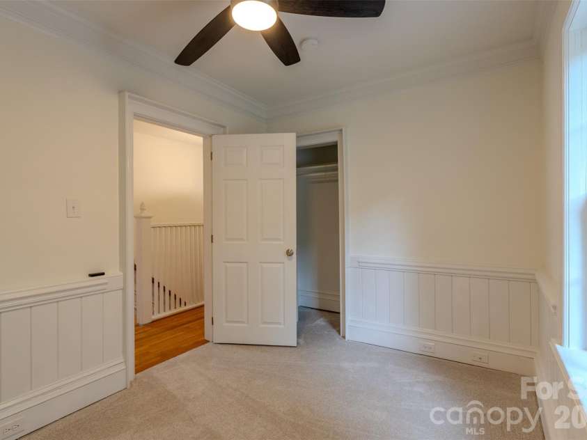 1310 York Road, Gastonia, NC 28052.  MLS# CAR4398155, YatesRealty ID 36455. 